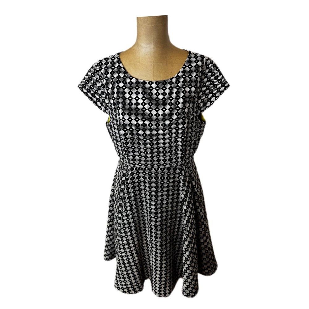 Anthropologie Maeve Black Jacquard Geometric Skater Dress Size 6